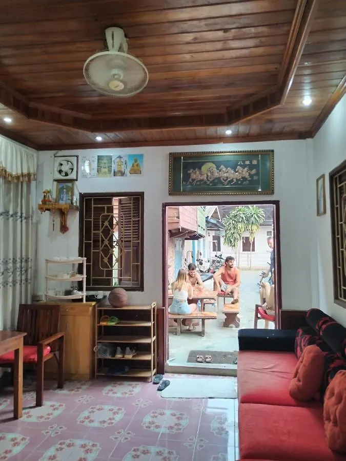 Phanh Tha Sone Guest House Luang Prabang